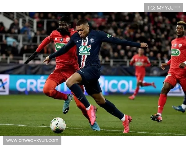 法甲联盟设定Ligue 1+新赛季收入目标1.51亿欧元 法甲联盟设定Ligue 1+新赛季收入目标1.51亿欧元