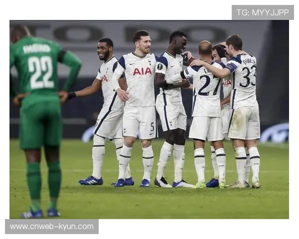 英超争四格局剧变，热刺曼联双双跌出欧战区